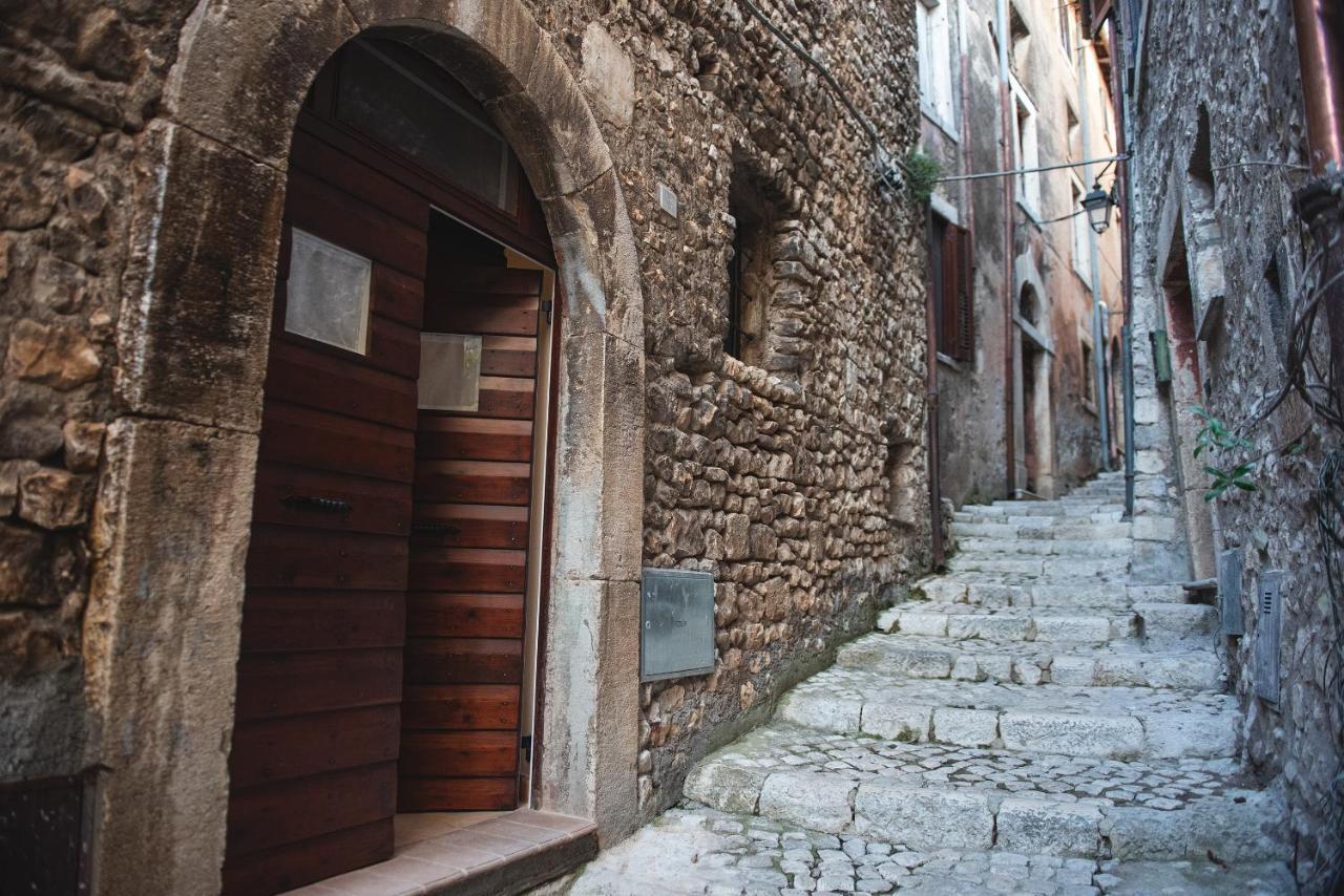 Aurora Medieval House Sermoneta Exterior foto