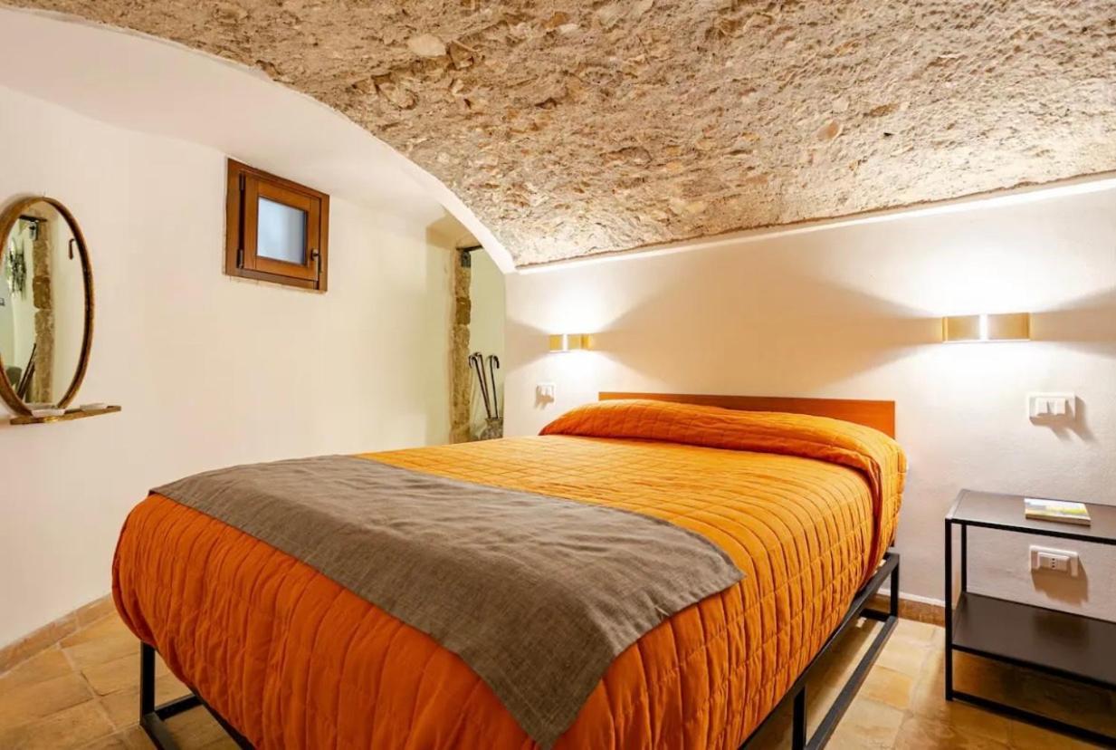 Aurora Medieval House Sermoneta Exterior foto