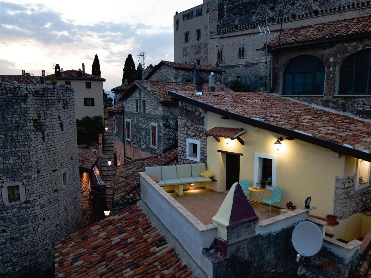 Aurora Medieval House Sermoneta Exterior foto